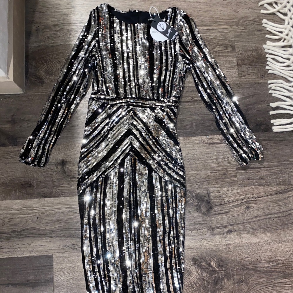 Dress - Picture 1 of 1